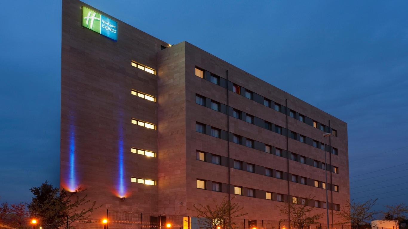Holiday Inn Express Barcelona - Sant Cugat By IHG