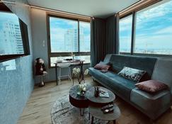 Carmel Holiday Apartments - Netanya - Sala de estar