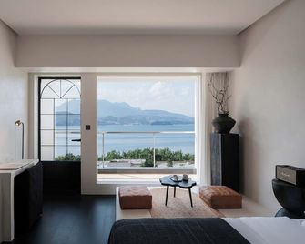 Fuxian Lake Su Qing Qingzhou Cliff Hotel - Yuxi