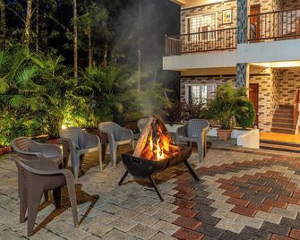 Treebo Arabica Valley-Coffee Plantation Retreat - Chikmagalur - Terasa