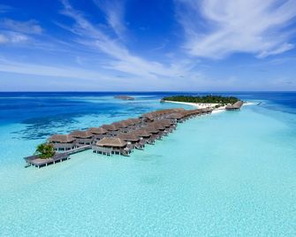 Constance Moofushi - Moofushi Island