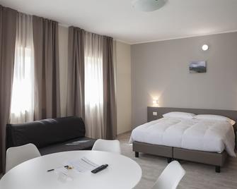 Hotel & Wellness Stella Delle Langhe - Govone - Bedroom