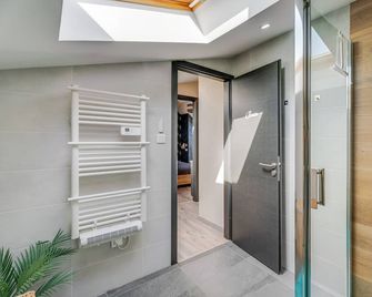 Gîte Kymsourit - piscine,spa,sauna - Sand