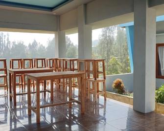 Anugrah Bromo Homestay at Desa Wisata Bromo Mitra RedDoorz - Putus - Balcony