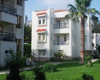 Linda Apart Hotel - Side - Edificio