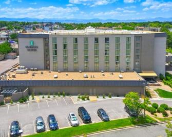 Embassy Suites by Hilton Denver Tech Center North - Denver - Edificio