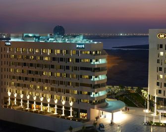 Staybridge Suites Abu Dhabi - Yas Island By IHG - Abu Dhabi - Rakennus