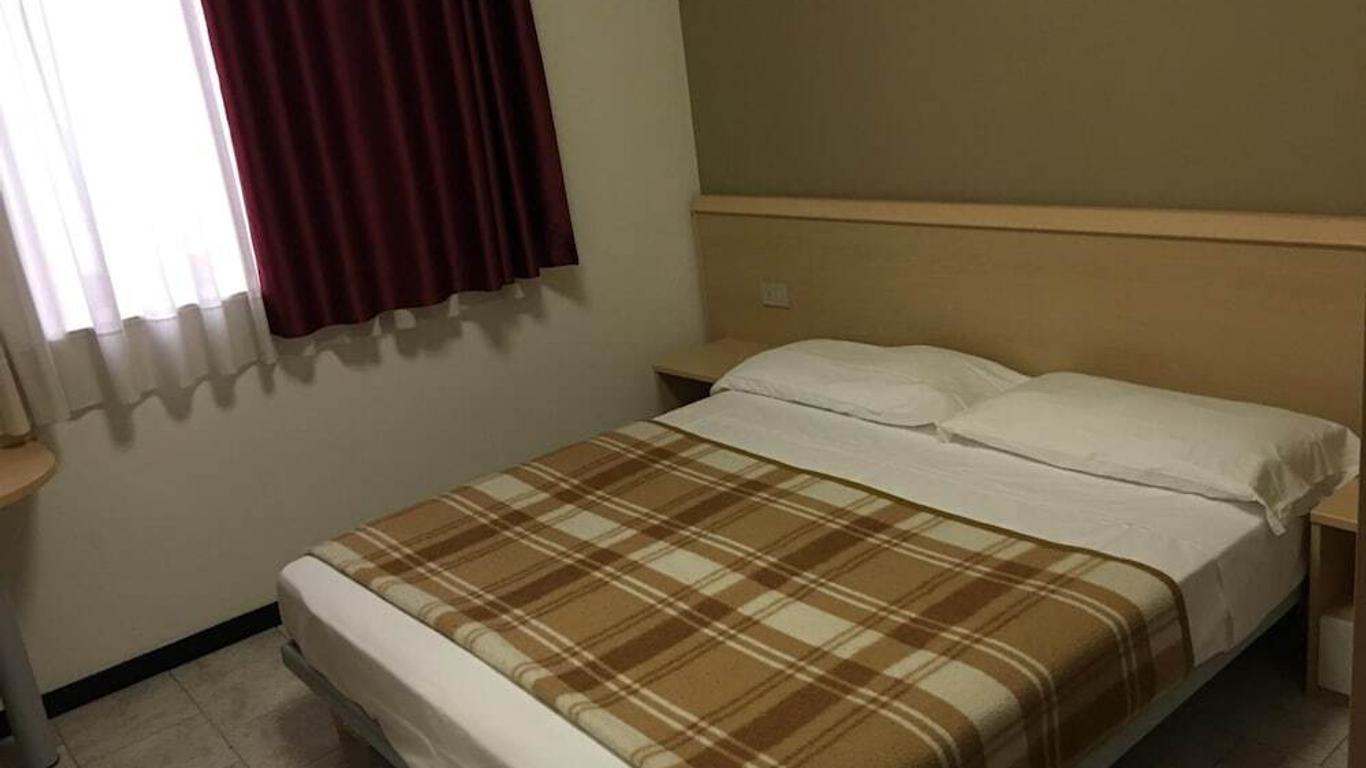 Hotel Mazzini