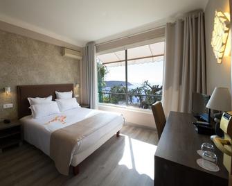 Hotel de charme Regency - Roquebrune-Cap-Martin - Bedroom