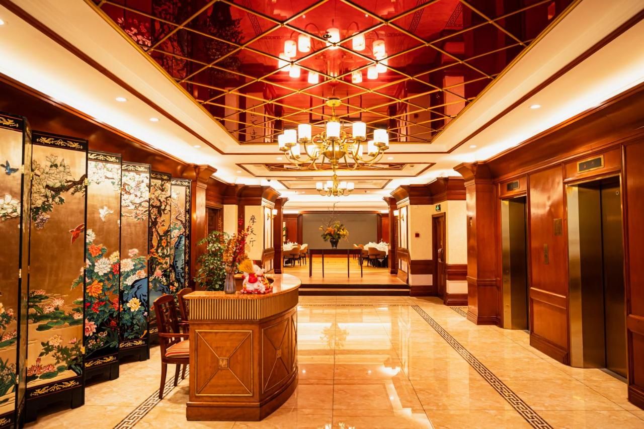 Shanghai Park Hotel thumbnail 2