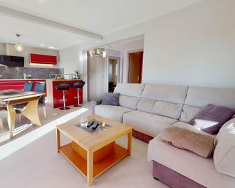 Le Clos des Maraichers avec Parking - Colmar - Wohnzimmer