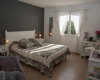 Le Mas Pinède - Lorgues - Bedroom