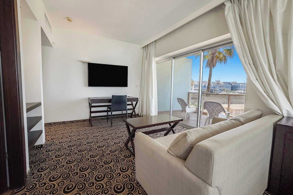 The Sharon Seaside Retreat - הרצליה - סלון