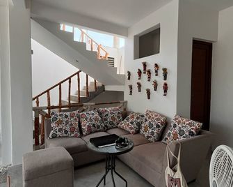 Mayan Surf Hotel - El Paredón Buena Vista
