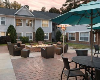 Residence Inn by Marriott Pinehurst Southern Pines - Southern Pines - Patio