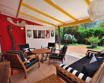 Vatu Sanctuary - Alice Springs - Patio