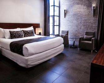 لامانا هوتل - بورت مورسبي - غرفة نوم