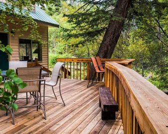 Cottage On The Stream Sundance, Utah - Sundance - Balcony