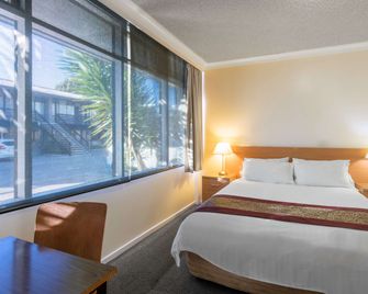 Best Western Governor Gipps Motor Inn - Traralgon - Bedroom