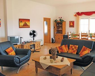 Holiday Home Monnegre 08 - Mutxamel - Sala de estar