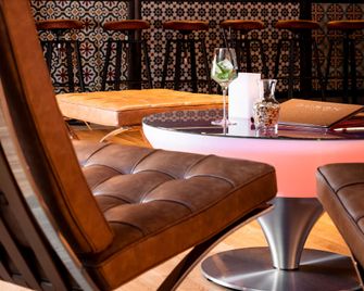 Dorint Hotel Düren - Düren - Bar