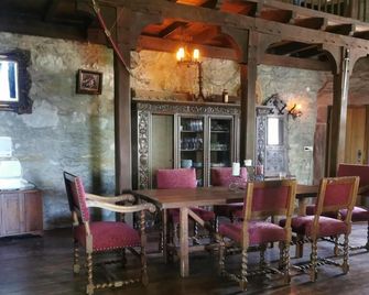 Burg Hermannstein - Rittersaal - Wetzlar - Essbereich