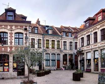Charming Lille St Michel studio - Lille - Chambre