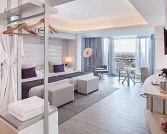Tryp Habana Libre - Havana - חדר שינה