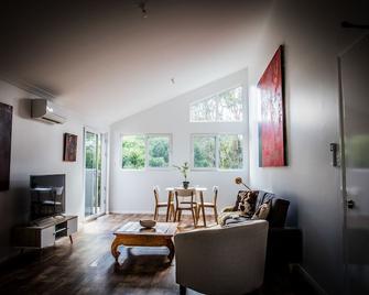 Premalaya - Yallingup - Living room