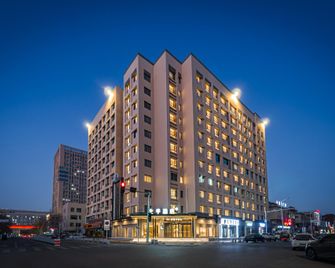 Ji Hotel Tianjin Huayuan Haitai Nanbei Street - Tianjin - Building