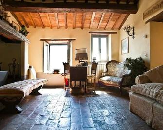 Agriturismo Domus Etrusca - San Casciano Dei Bagni - Living room