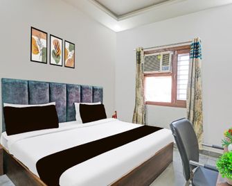 Hotel O Tejas Hotel - Pānīpat - Bedroom