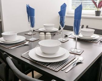 Sunshine Apartment - Belper - Eetruimte