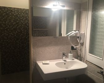 B&B Fiori di Lava - Nicolosi - Koupelna