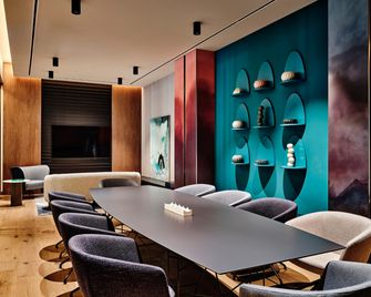 Crowne Plaza Sofia By IHG - صوفيا - ردهة