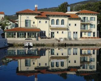 Hotel Televrin - Mali Lošinj - Building