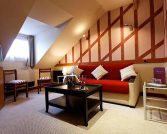 Logis Hôtel Restaurant Le Medicis - Blois - Living room