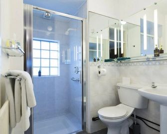Kilbree House B&B - Galway - Bathroom