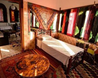 Maison d'hotes Ait Bou Izryane - Afourer - Bedroom