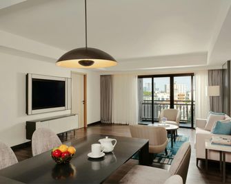 Bangkok, Sukhumvit 50 - Marriott Executive Apartments - Bangkok - Comedor