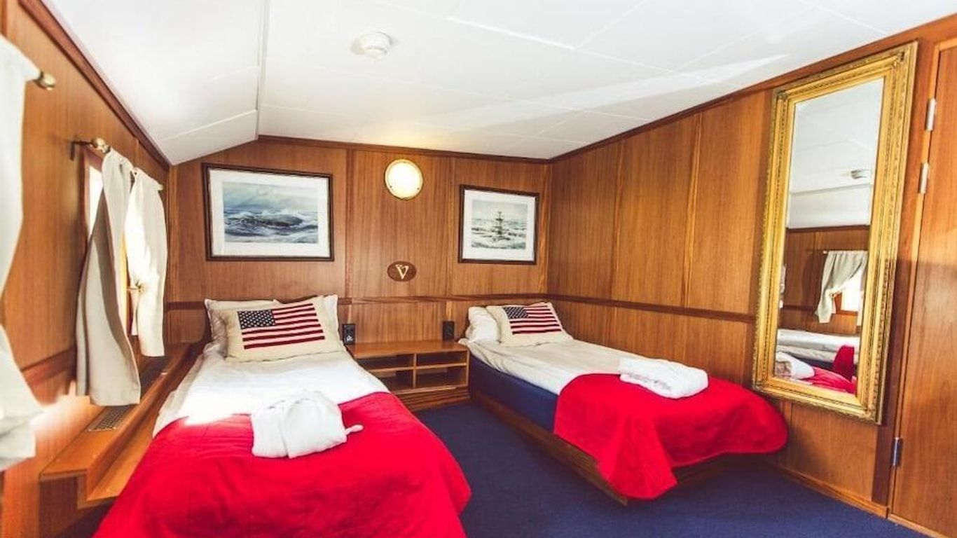 باركين فايكينج باي ديالوج هوتلز