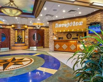 Baymont by Wyndham Pompton Plains/Wayne - Pompton Plains - Front desk