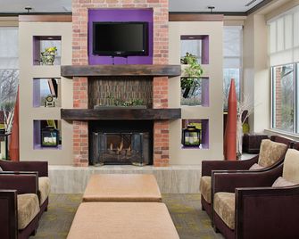 Hilton Garden Inn Hartford North/Bradley Int'l Airport - Windsor - Area lounge
