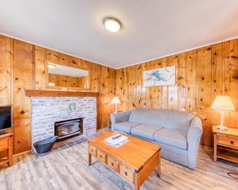 Seahorse Oceanfront Lodge - לינקולן סיטי - סלון