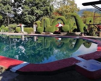 Exclusive,Luxury,clean and conveniently located in front of piscinas El Bajo - San Marcos - Piscine