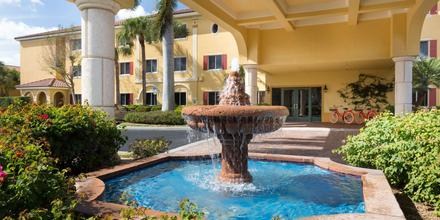 Image of hotel: Hawthorn Suites by Wyndham Naples