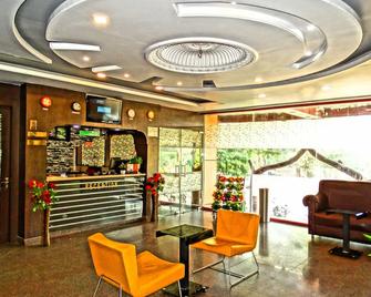 Hotel Garv Residencia - Gaya - Lobby