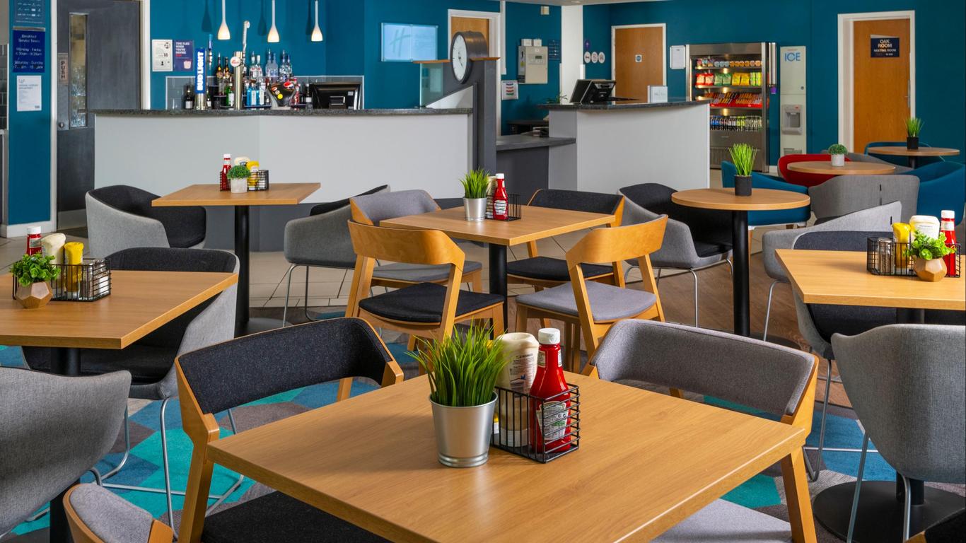 Holiday Inn Express Lichfield By IHG