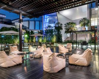 Novotel Bangkok Impact - Mueang Nonthaburi - Bar