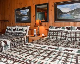 Shore Meadows Lodge Llc - Lake George - Sovrum